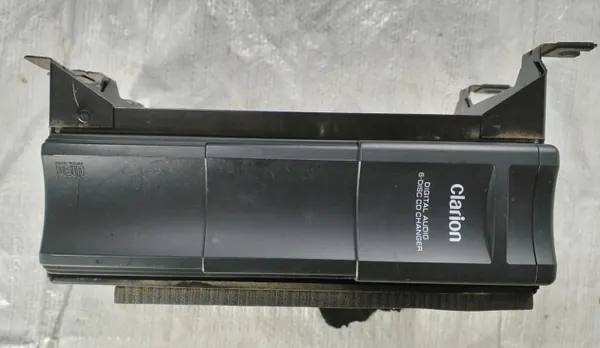 Clarion CD-byttare OEM 9647427980 för Citroen C6 image 2