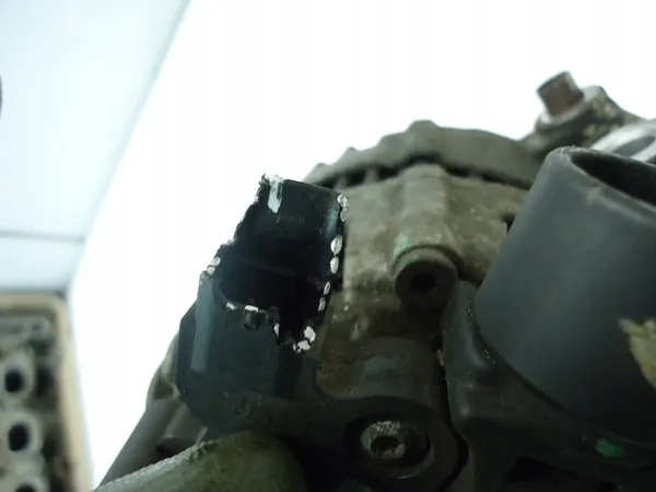 PEUGEOT MINI 1.6VTI Vaihtovirtageneraattori V757436580 image 6