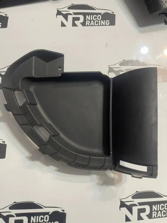 Framstötfångare Vänster Plug OEM 7P5121333 Porsche image 2