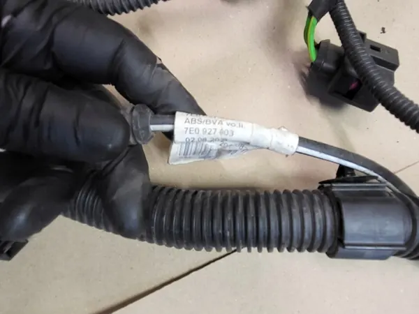 Johdotus Asennus Relä 503 VW Multivan T5 Lift 2.0 Bi TDI OE image 4