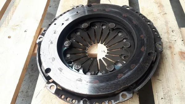 A4 B9 8W Clutch Dual Mass Flywheel 2.0 TFSI A5 8W OEM image 10