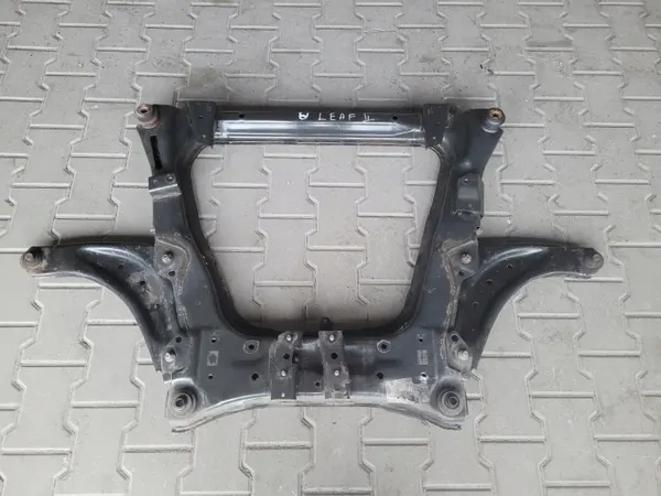OEM Vorderer Querlenker für Nissan Leaf II ZE1 image 2