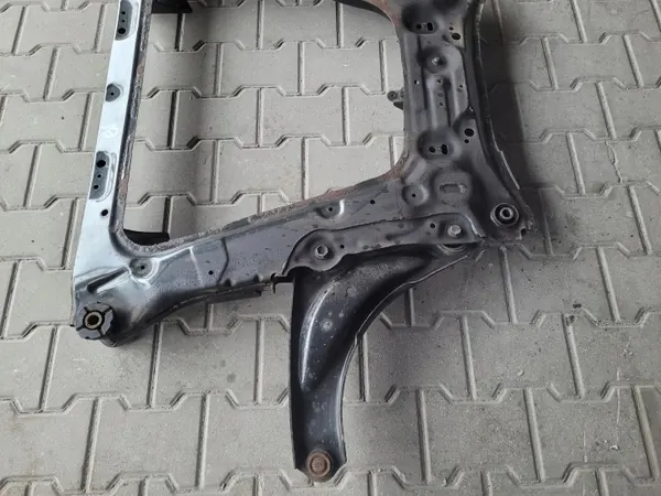 OEM Vorderer Querlenker für Nissan Leaf II ZE1 image 7