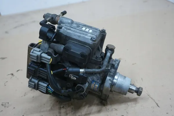 Einspritzpumpe Nissan Patrol GR Y61 2.8 TDi image 2