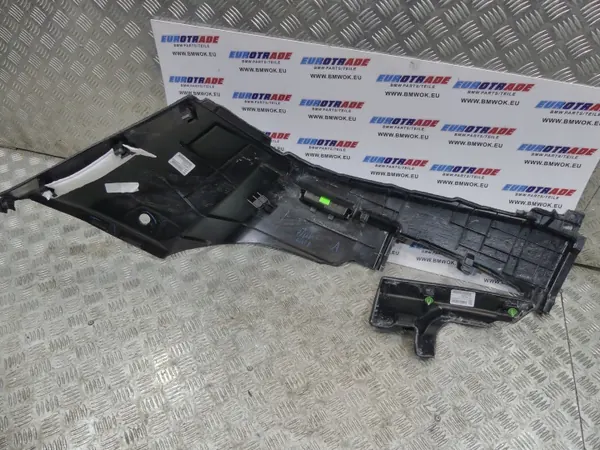 BMW X7 G07 Tavaratilan Verhoilu Vasen OEM 5A01881 5A01885 image 5