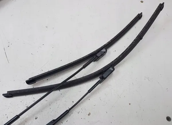 Front Wiper Arms Volkswagen Passat image 4