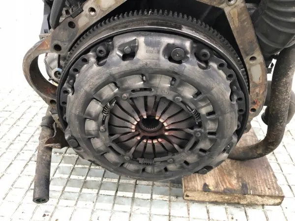 Moteur Complet OEM LORK-2361-11419 Mercedes 2.2 CDI image 6