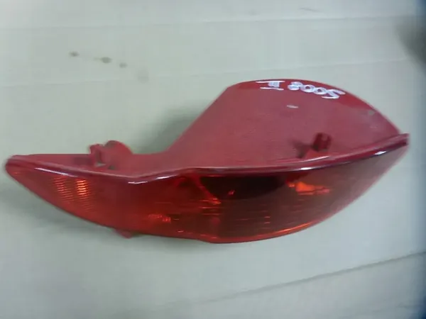Right Rear Fog Lamp Peugeot 5008 II image 4