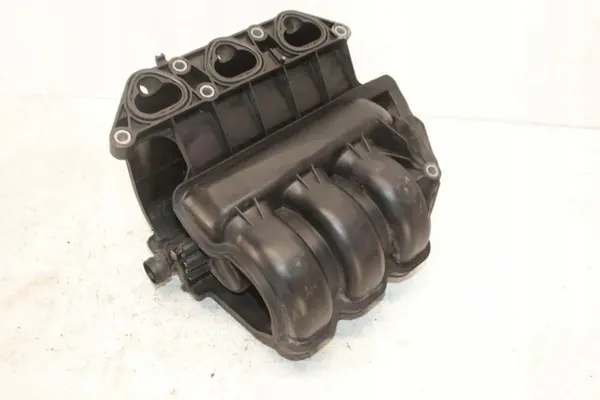 Collecteur d'admission VW Polo OEM 03E129711F 1.2L image 3