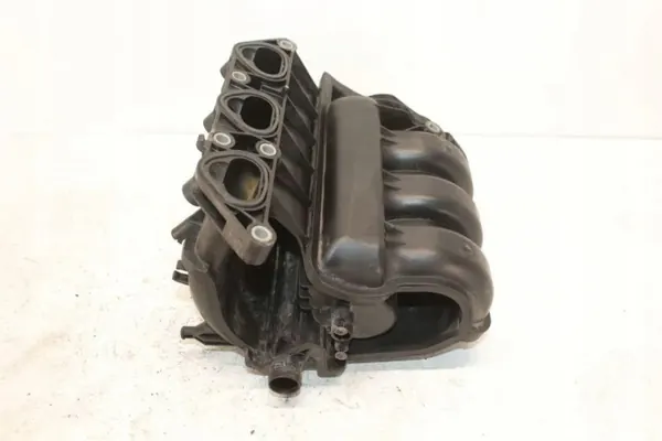 Collecteur d'admission VW Polo OEM 03E129711F 1.2L image 7