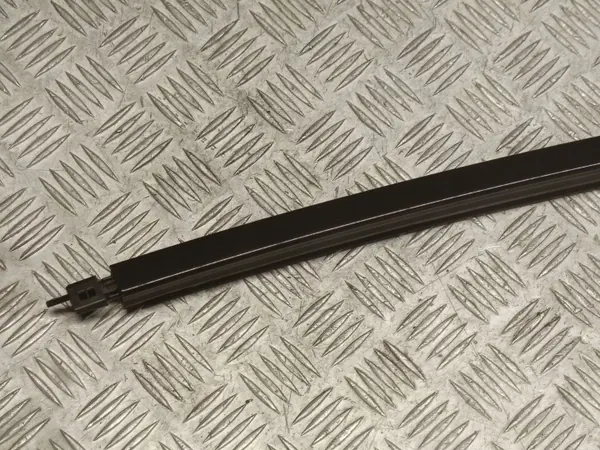 BMW OE 7482862 Rechter Frame Strip Shadowline image 3
