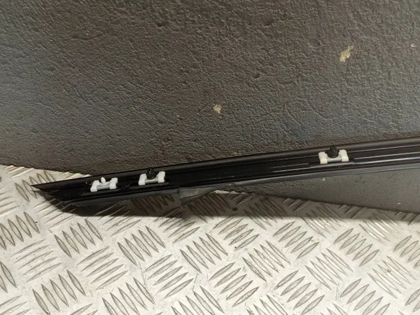 BMW OE 7482862 Rechter Frame Strip Shadowline image 8