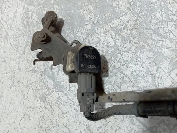 Honda HR-V II Strålkastarnivåsensor OEM 7H2622 image 4