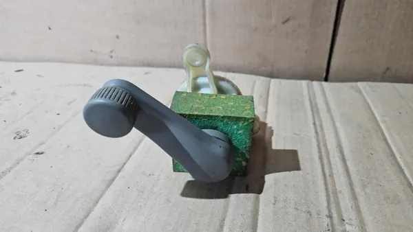 Mécanisme de manivelle vitre avant droit VW T5 OEM image 2