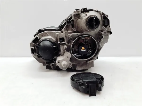 Rechter Xenon Koplamp Mercedes C-Klasse W203 00-04 image 4