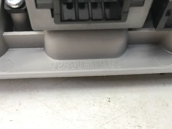 Kia Picanto III LED Dachleuchte OEM 92850-1P100 image 7