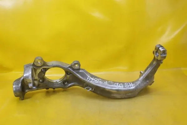 Mangueta izquierda delantera OEM 4E0257G Audi A8 D3 image 6