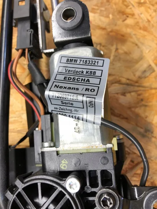 Mécanisme de verrouillage toit BMW OEM 7183321 image 3
