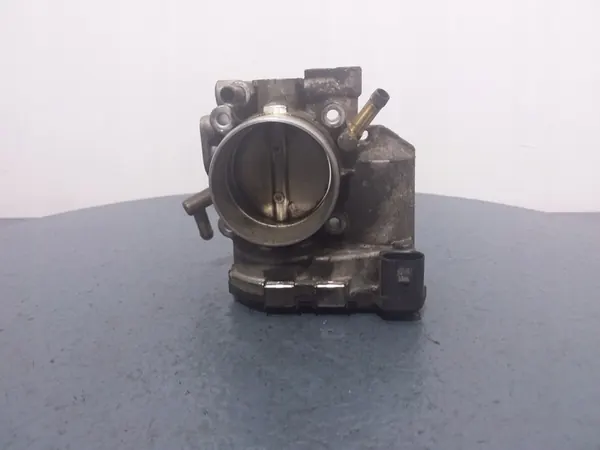 SKODA OCTAVIA I LIFT 2.0B VÁLVULA 06A133062D image 5