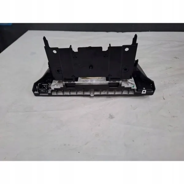 Multimedia-Einheit Rahmen OEM 1234 für Opel Combo E image 2
