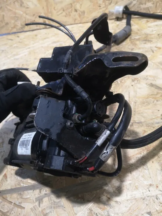Compressor de suspensão OEM 68204730AC para Jeep Grand Cherokee image 9