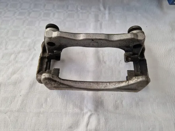 Mercedes Klemmenhalterung OEM 50086/B Links Vorne 305mm image 2