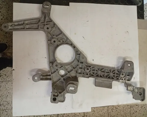 Support Phare Droit MP4 Aluminium OEM 9608807765 image 2