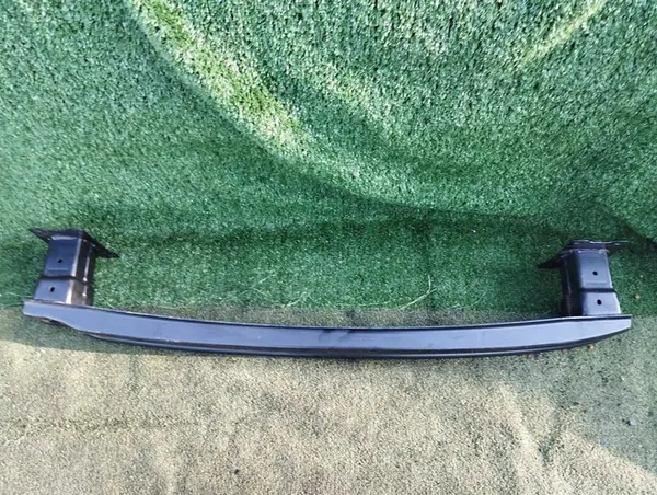 Viga de para-choque traseiro VW Golf VII 5G0807629 image 7