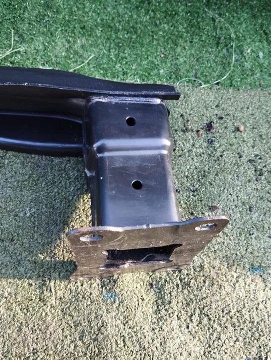 Viga de para-choque traseiro VW Golf VII 5G0807629 image 9