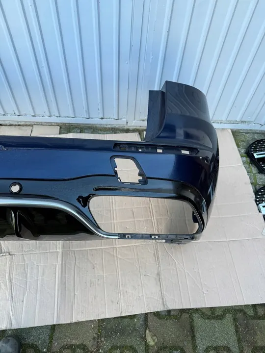 Parachoques trasero Mercedes E W213 63 AMG Kombi image 3