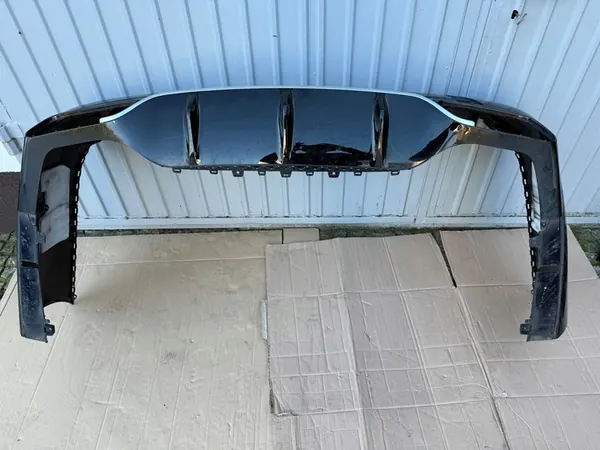 Parachoques trasero Mercedes E W213 63 AMG Kombi image 4