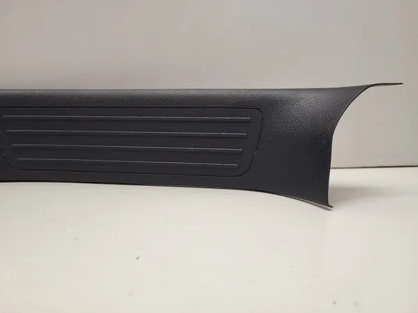 Mercedes C292 Estribo Puerta Derecho OEM A2926801400 image 3