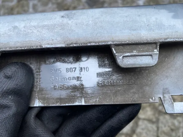 AUDI S3 S LINE 8V5 SEDAN CHROME SPOILER 8V5807110 image 9