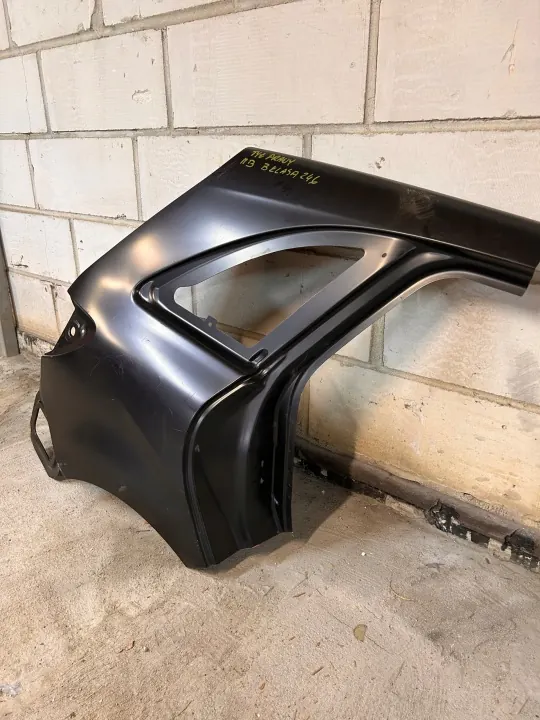 OEM A2466372081 Oikea Taka Lokasuoja Mercedes B-Luokalle image 3