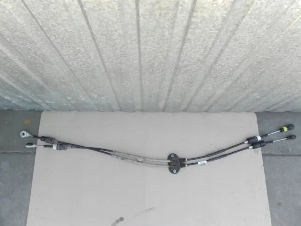 Volvo V60 S60 2.0D Växellänk OEM 31437665 image 2