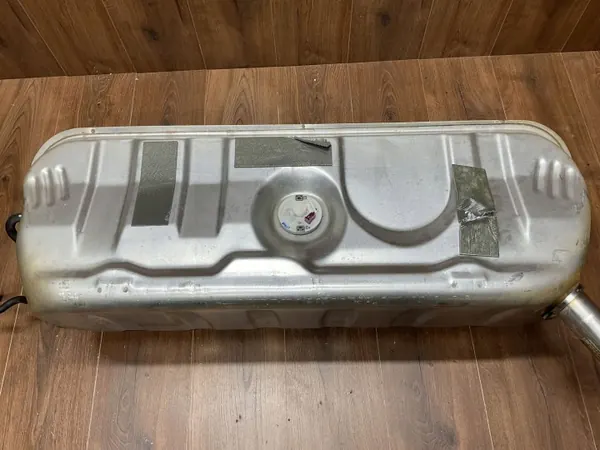 Réservoir à carburant OEM A1294700420 Mercedes-Benz SL R129 image 4
