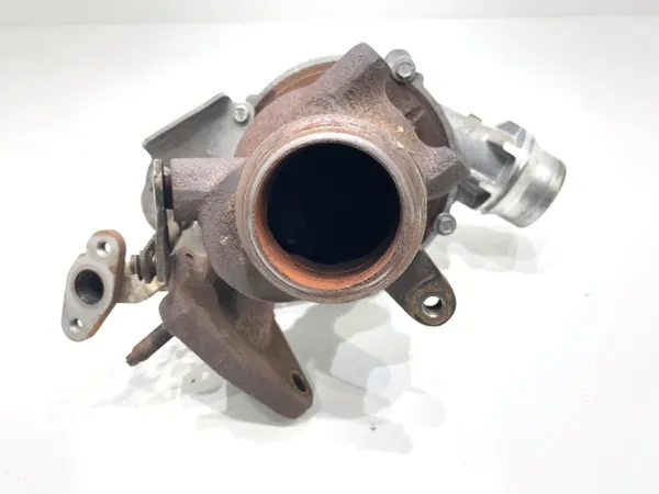 Turboahdin OEM H8201164371 Renault Clio IV 1.5 image 3