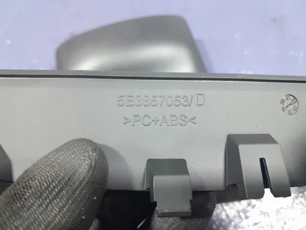 Cobertura Painel Skoda Octavia IV OEM 5E3858560 image 4
