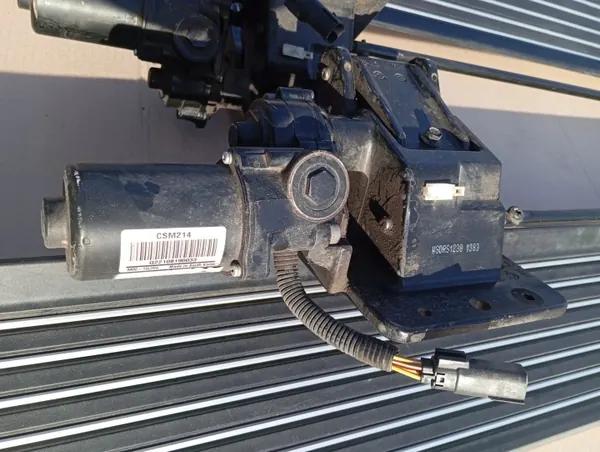 Elektrische Treeplank OEM DADSAVD G - Jeep Grand Wagoneer image 10