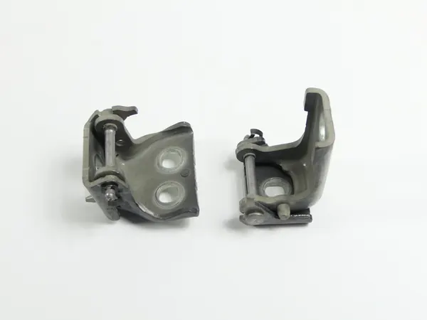 Fram Höger Dörrgångjärn Set Peugeot 3008 I 09-12r. OEM image 2