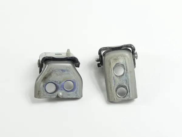 Fram Höger Dörrgångjärn Set Peugeot 3008 I 09-12r. OEM image 3