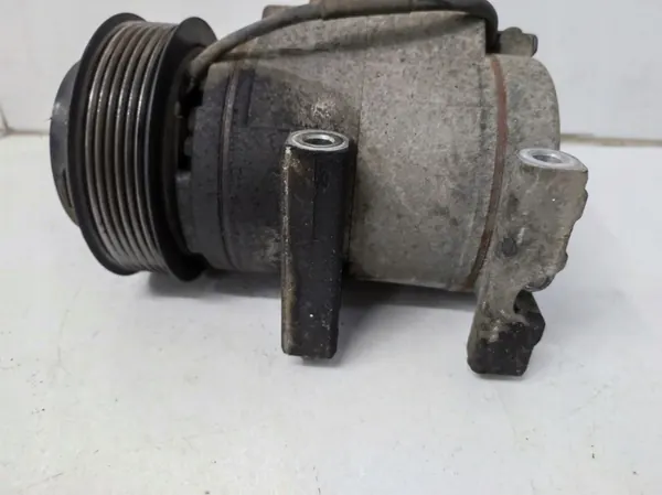 Compresor de aire acondicionado Ford Ranger V 2.2 TDCI OEM image 8