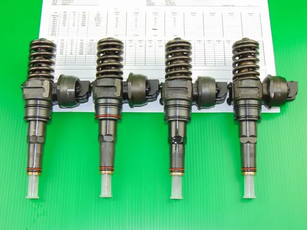 Inyector OEM 038130073AG para 1.9TDI 105CV image 2