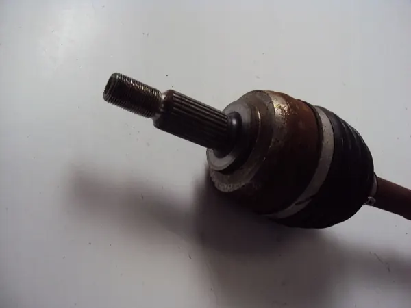 Dacia Duster II Vänster Framhjulaxel image 2