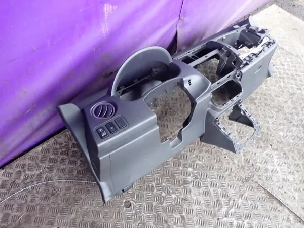 Painel Suzuki Swift MK6 OEM 73111-63J10 image 4