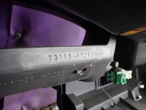 Painel Suzuki Swift MK6 OEM 73111-63J10 image 7