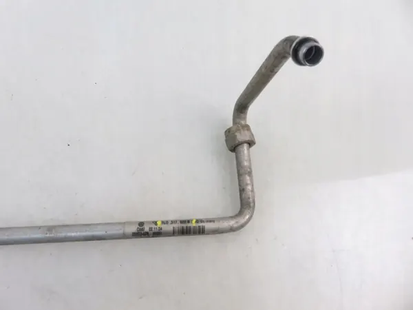 Conducto de aceite usado OEM 7L0317822B Behr image 4