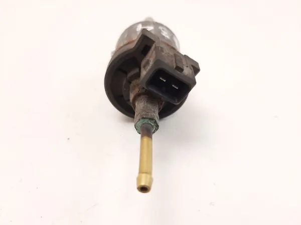 Webasto polttoainepumppu OEM MAM34524 Renault Trafic II:lle image 6