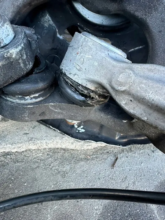 Snodo anteriore sinistro Mercedes SL R230, W230 image 9