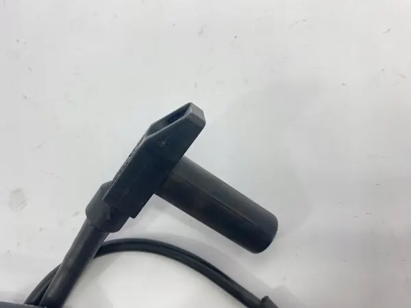 Asennusanturi Mercedes W124 W201 0031530128 image 8